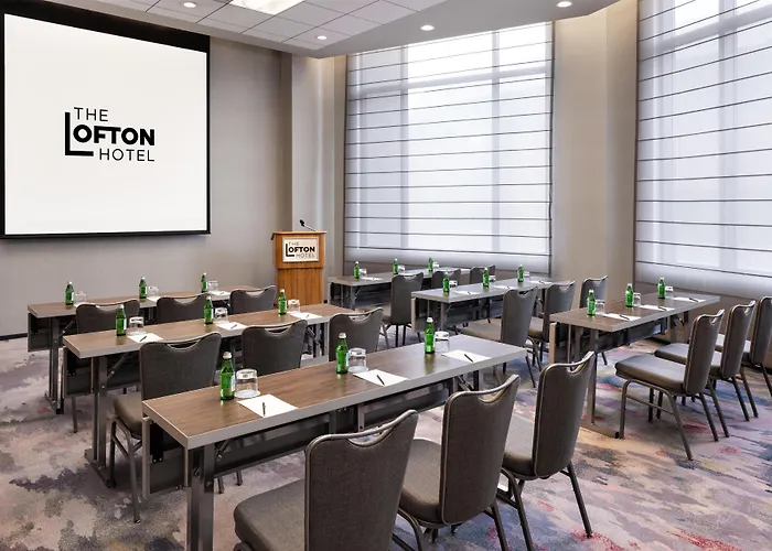 The Lofton Hotel Minneapolis, Tapestry Collection By Hilton