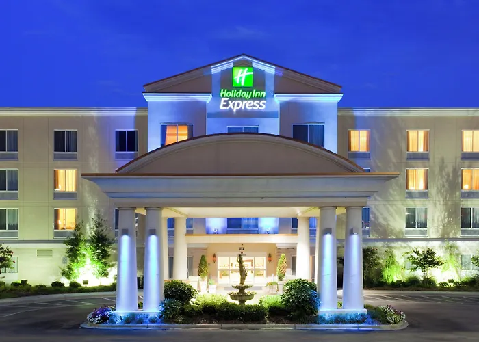 Holiday Inn Express Hotel & Suites - Concord By Ihg