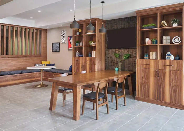 Four Points By Sheraton Chicago Schaumburg