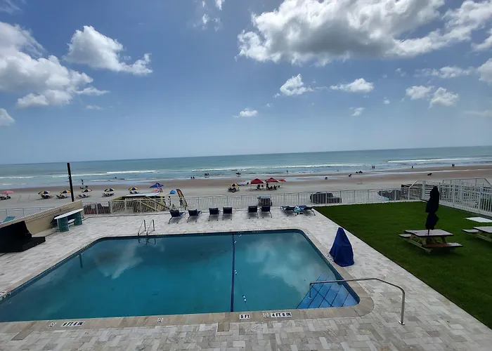 Beachside Hotel