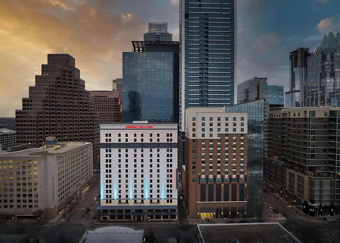 Hampton Inn & Suites Austin - Downtown