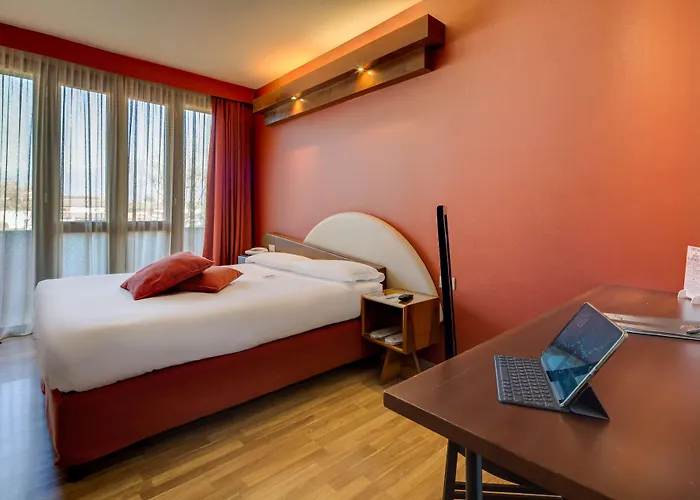 La Villa - Sure Hotel Collection By Best Western
