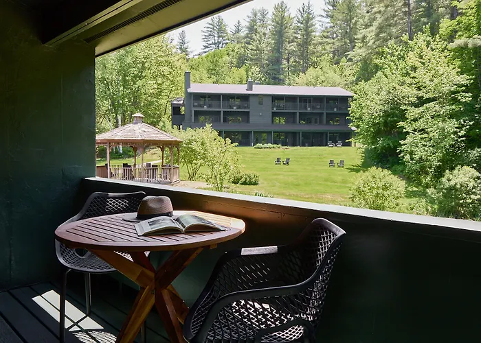 Bluebird Cady Hill Lodge