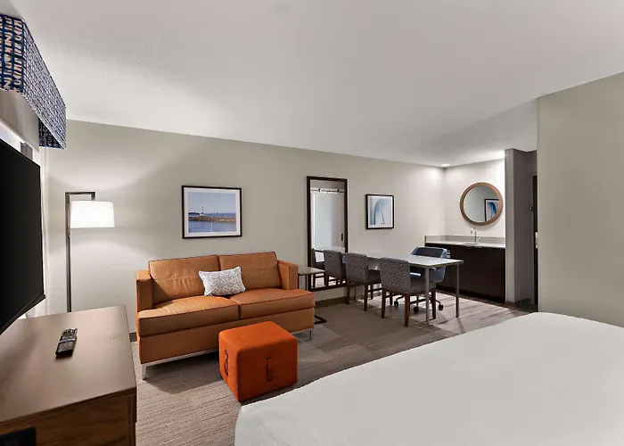Hampton Inn & Suites Petoskey
