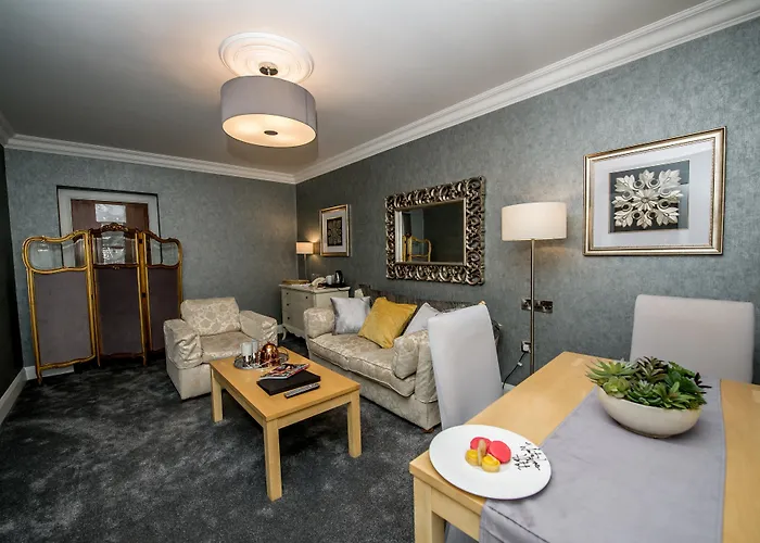 Best Western Plus White Horse Hotel