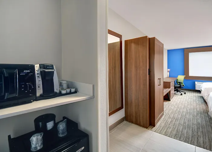 Holiday Inn Express Marshall By Ihg