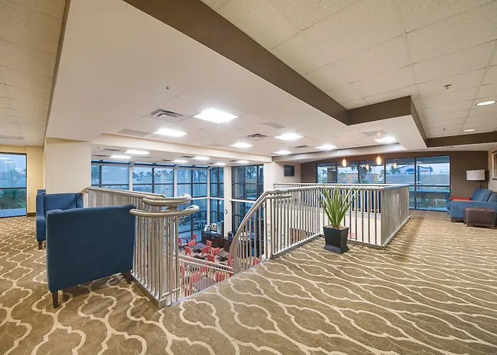 Comfort Suites Beachside