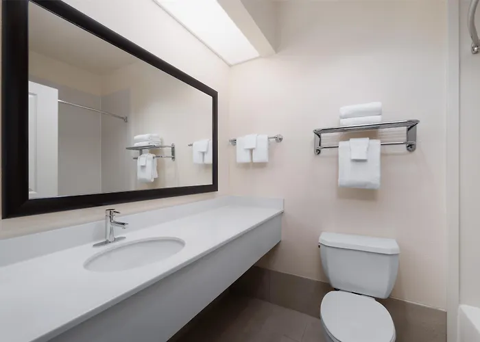 Best Western Plus Downtown Inn & Suites