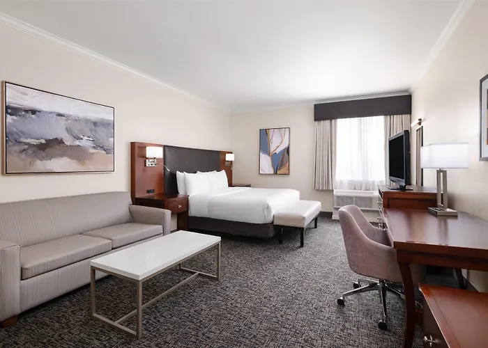 Best Western Plus Downtown Inn & Suites