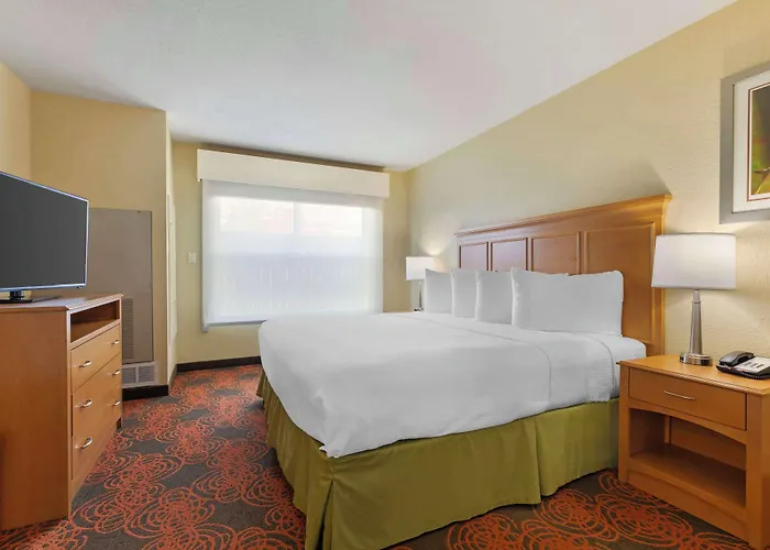 Best Western Plus Waco North