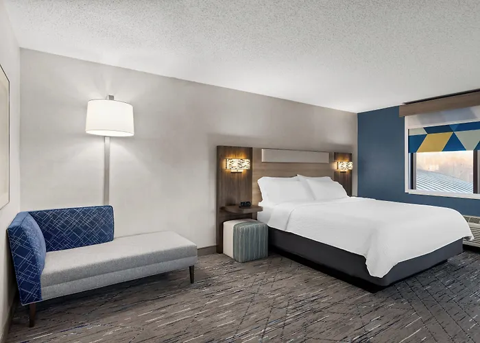 Holiday Inn Express Grove City - Premium Outlet Mall By Ihg