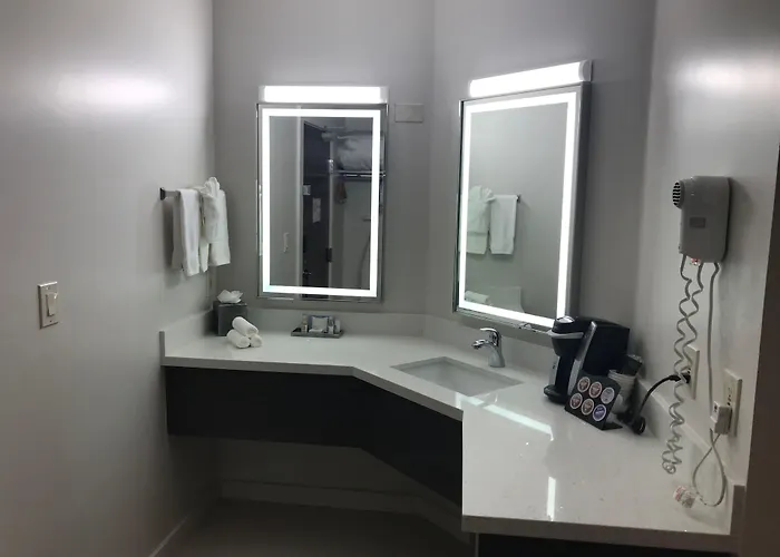 Hom Hotel Gainesville, Surestay Collection By Best Western