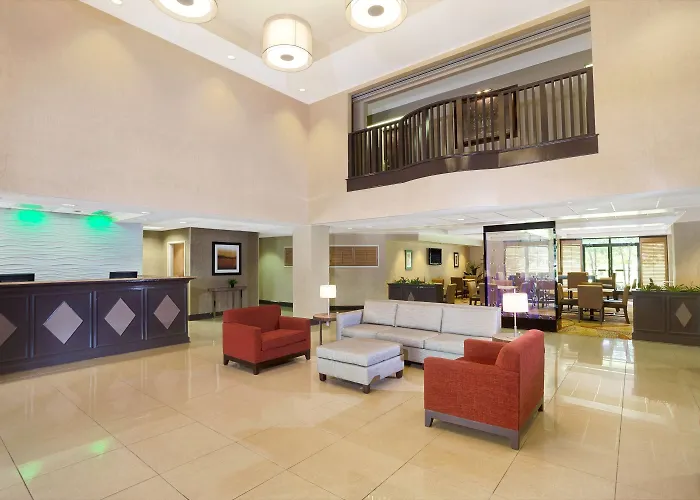 Wingate By Wyndham Raleigh Durham / Airport