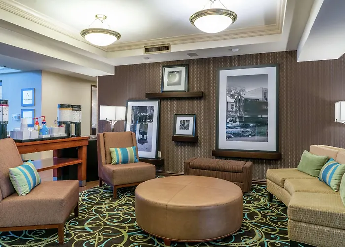 Hampton Inn & Suites Valley Forge/Oaks