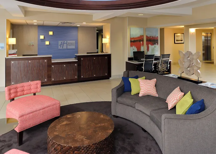 Holiday Inn Express Hotel & Suites Tampa-Rocky Point Island By Ihg