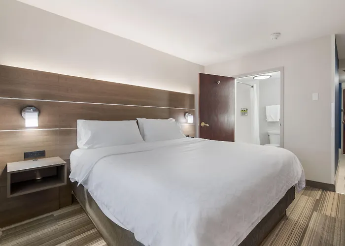 Holiday Inn Express - Plymouth By Ihg