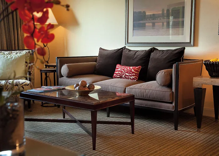 The Paramount Hotel Portland
