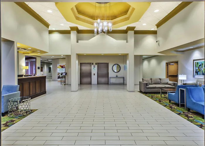 Holiday Inn & Suites Bolingbrook By Ihg