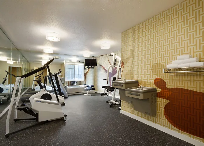Mainstay Suites Detroit Auburn Hills