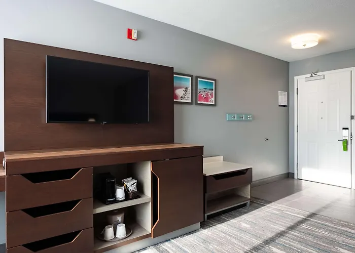 Hampton Inn & Suites Salt Lake City Airport