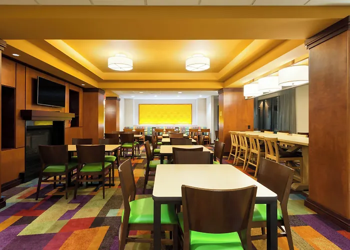 Fairfield Inn & Suites Louisville Downtown