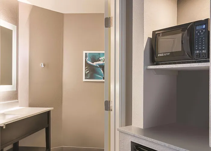 La Quinta By Wyndham Orlando Ucf