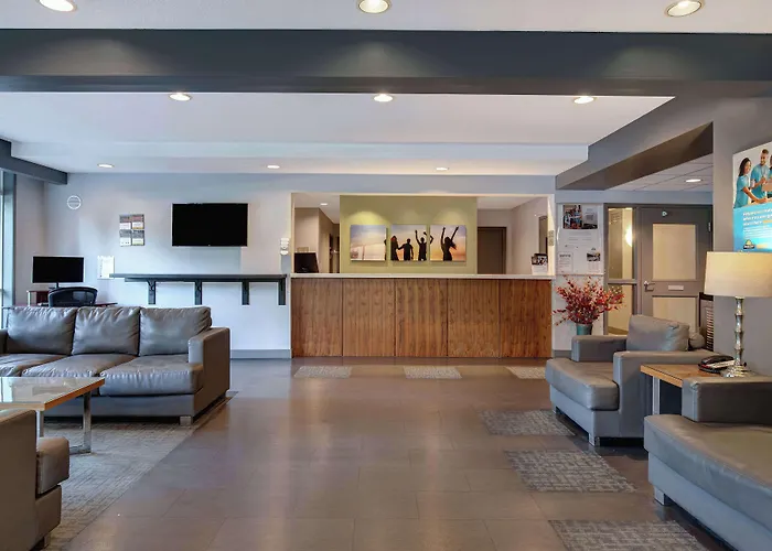 Days Inn By Wyndham Victoria Airport Sidney