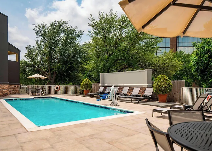 Four Points By Sheraton Dallas Arlington Entertainment District