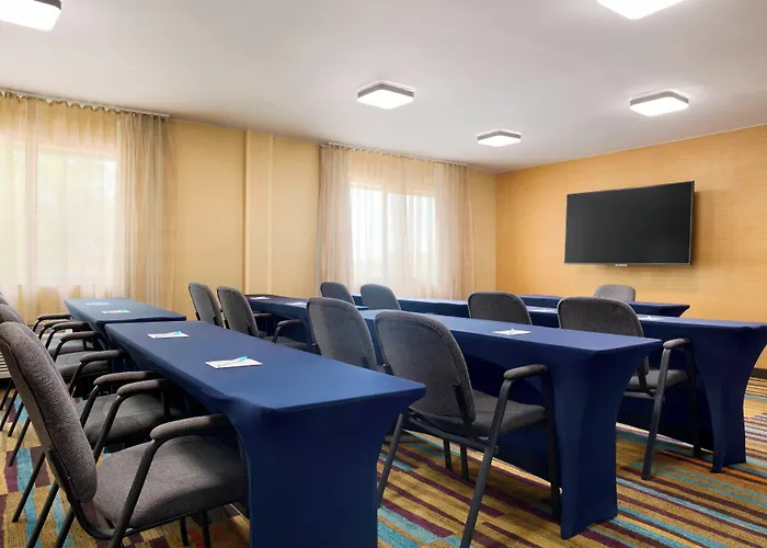 Fairfield Inn & Suites By Marriott Dallas Plano West