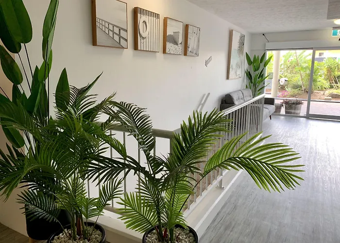 Outrigger Burleigh Hotel Gold Coast
