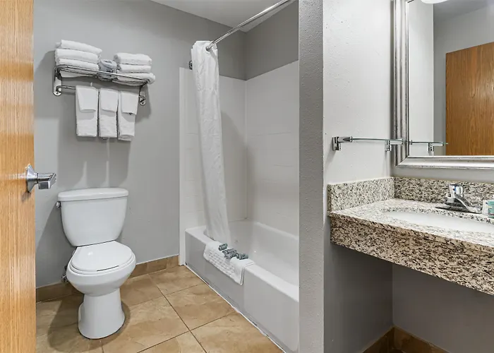 Best Western Ambassador Inn & Suites
