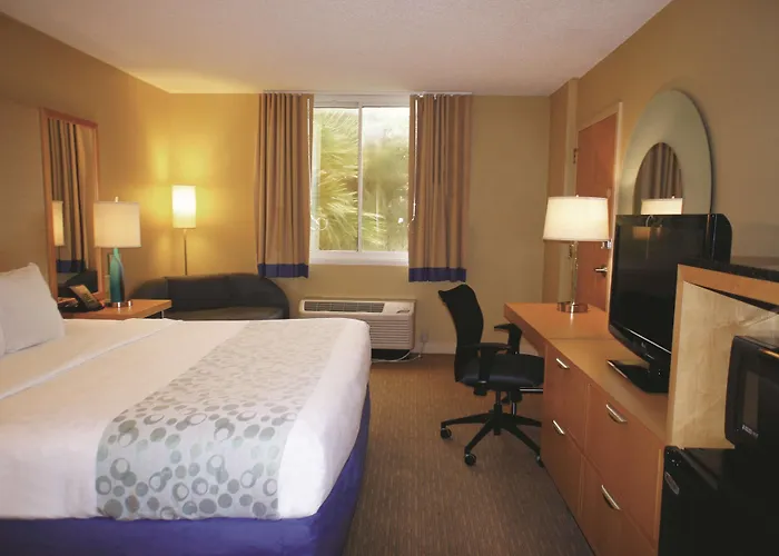 La Quinta By Wyndham Sarasota Downtown