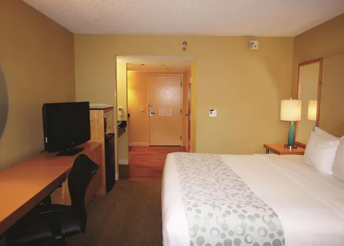 La Quinta By Wyndham Sarasota Downtown