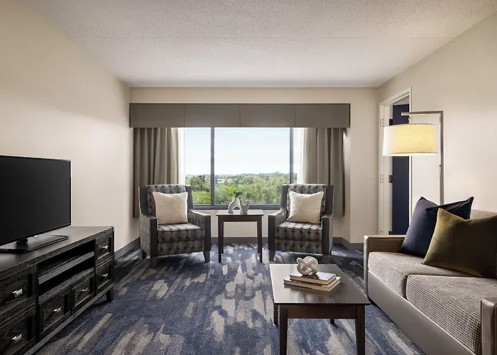 Crowne Plaza Auburn Hills By Ihg