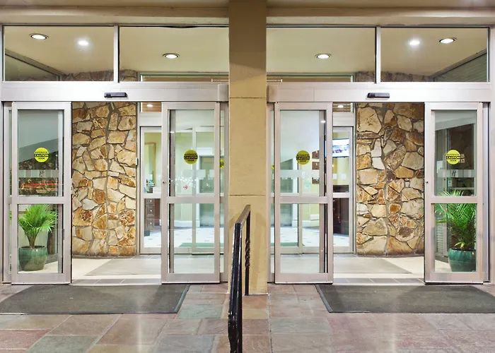 Holiday Inn Charleston-Riverview By Ihg