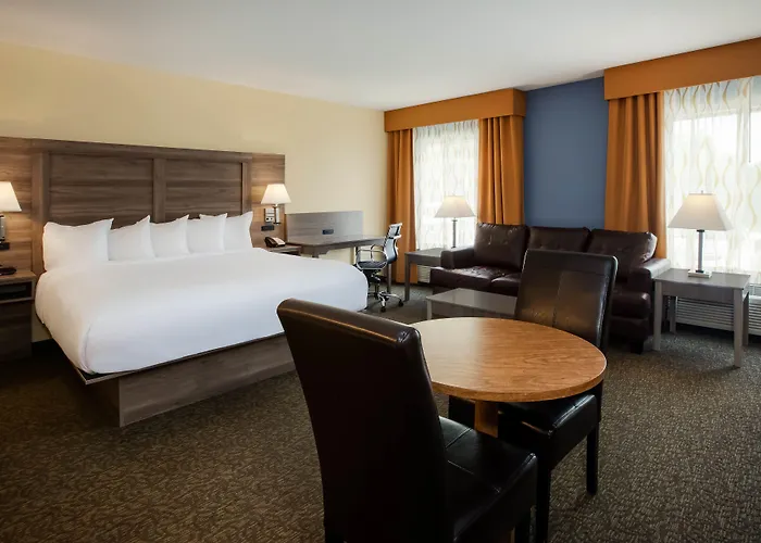 Days Inn By Wyndham Cadillac