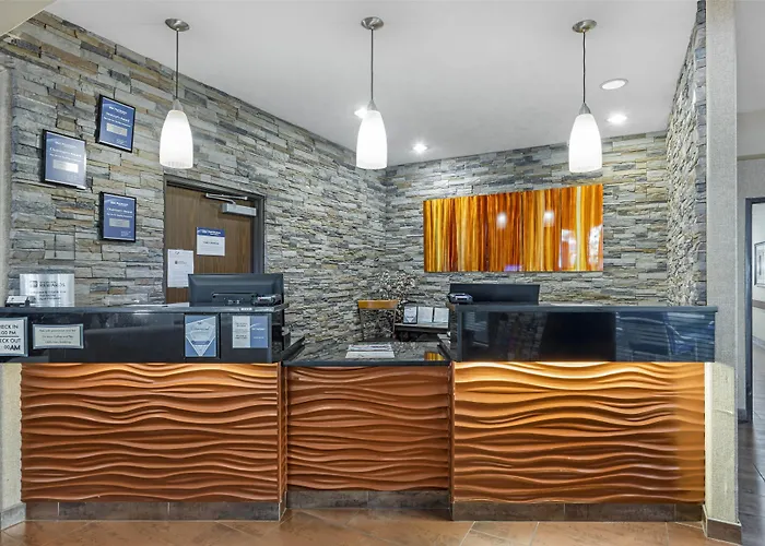 Best Western Plus Prairie Inn