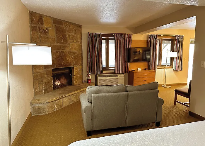 Sidney James Mountain Lodge