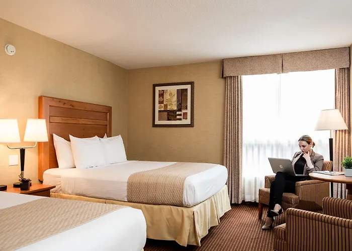 Days Inn By Wyndham Edmonton Downtown