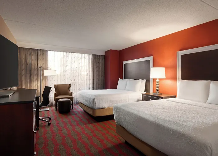 Doubletree By Hilton New York-Laguardia