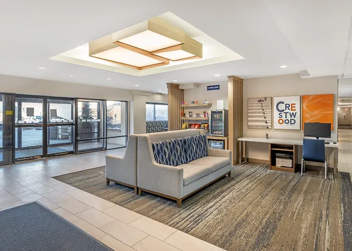 Holiday Inn Express Crestwood By Ihg