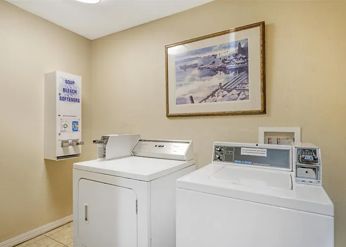 Best Western Maritime Inn