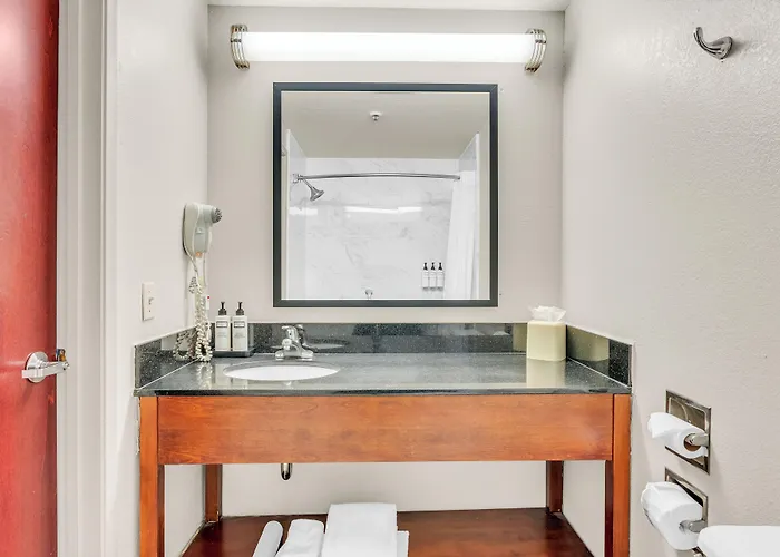 Wyndham Garden Newark Fremont Silicon Valley
