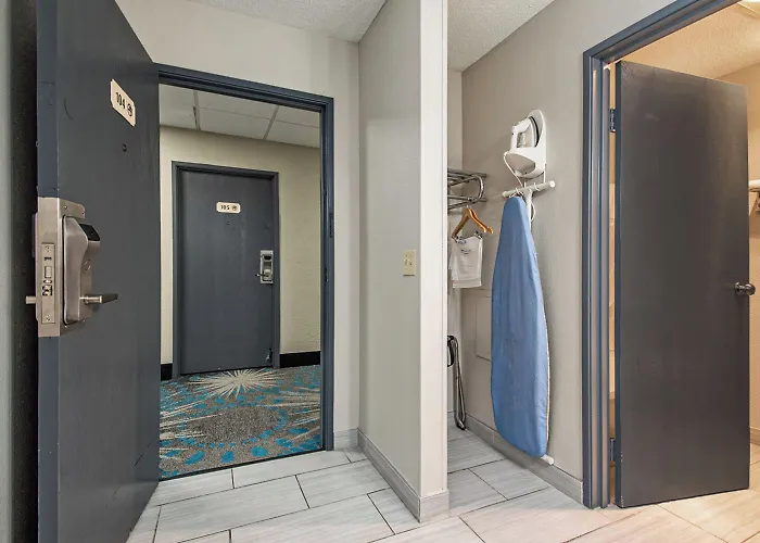 Days Inn & Suites By Wyndham Mt Pleasant