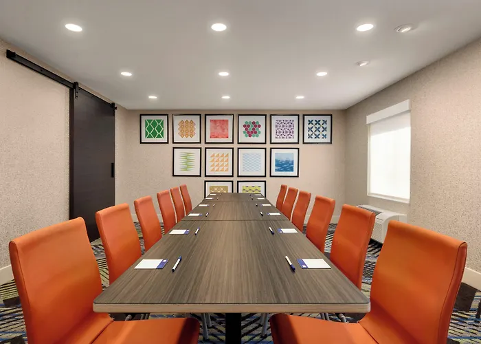 Holiday Inn Express Plattsburgh By Ihg