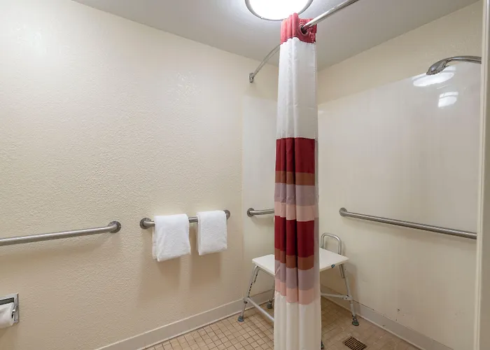 Red Roof Inn Plus+ Statesville
