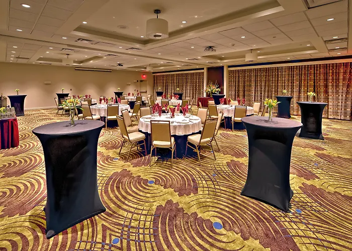 Holiday Inn & Suites Tupelo North By Ihg