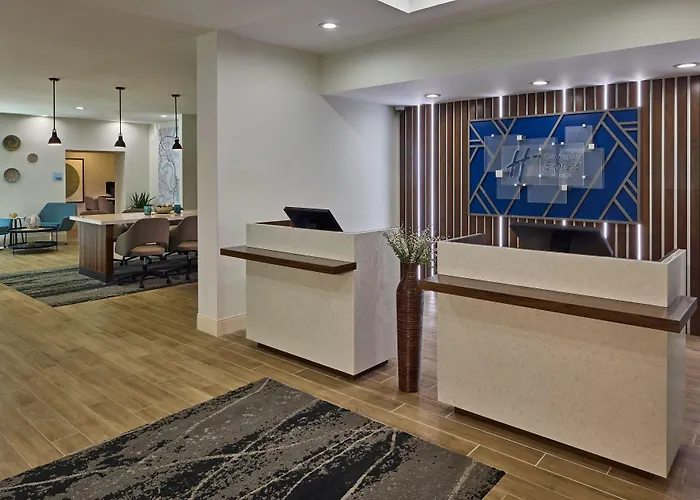 Holiday Inn Express & Suites Charleston Dwtn - Medical Ctr By Ihg