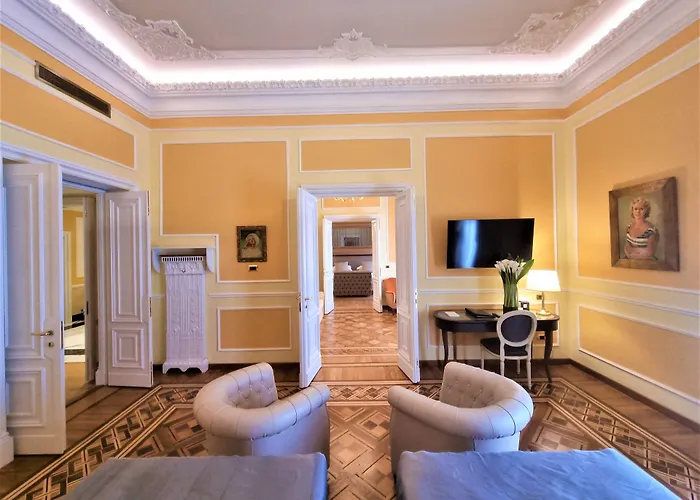 Hotel Bristol Palace
