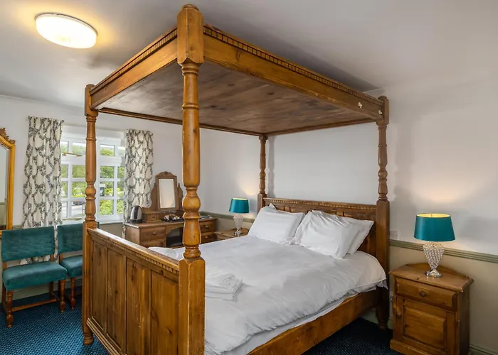 Newby Bridge Hotel